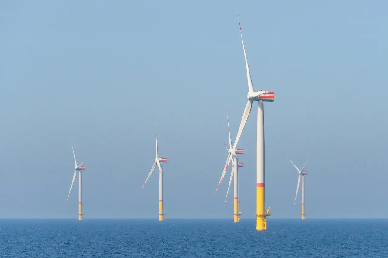 Hoe Eemshaven energie uit windparken verwerkt