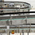 Hoe werkt een lopende band in voedselproductie